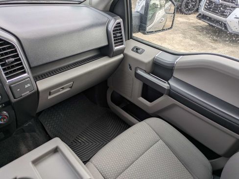 Used 2017 Ford F150 XLT w/ Equipment Group 302A Luxury RWD image 16