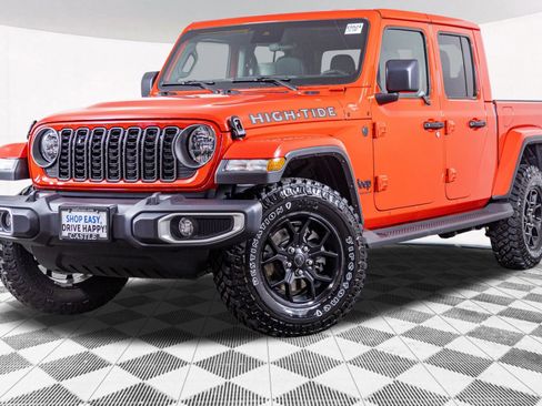 New 2025 Jeep Gladiator Sport image 2