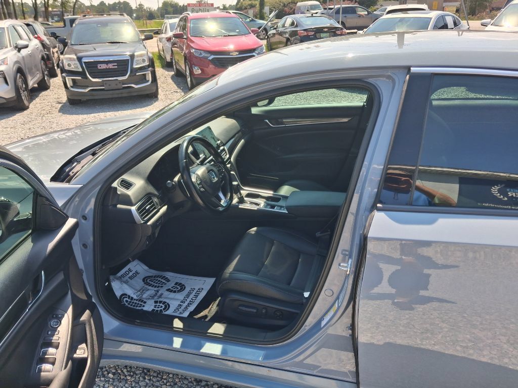 Used 2022 Honda Accord Sport image 4
