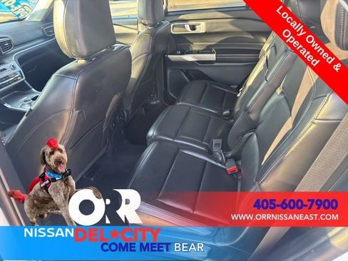 Used 2023 Ford Explorer XLT w/ Equipment Group 202A image 10