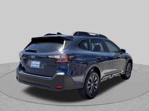 Used 2025 Subaru Outback Onyx Edition XT AWD/4WD image 6