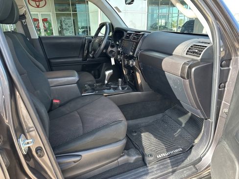 Used 2021 Toyota 4Runner TRD Off-Road image 18