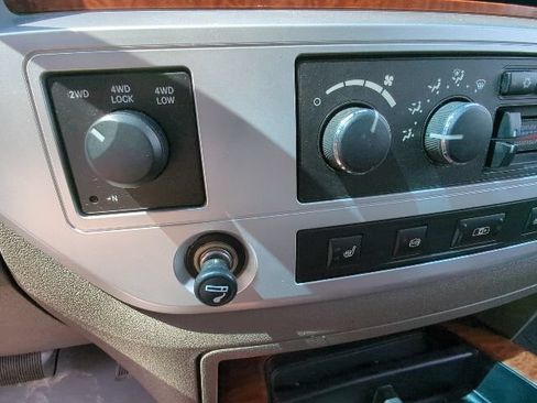 Used 2007 Dodge Ram 2500 Truck Laramie w/ Protection Group AWD/4WD image 21