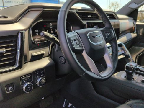 Certified 2025 GMC Sierra 1500 Denali w/ Denali Reserve Package image 18