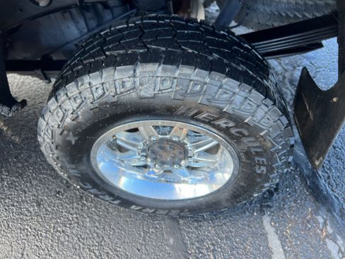 Used 2013 Chevrolet Silverado 2500 LT w/ Interior Plus Package image 6