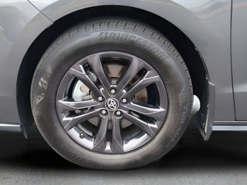 Certified 2025 Toyota Sienna XSE w/ XSE Plus Package AWD/4WD image 32