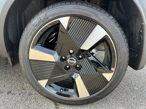 New 2026 Nissan Kicks SR w/ Cold Weather Package image 19