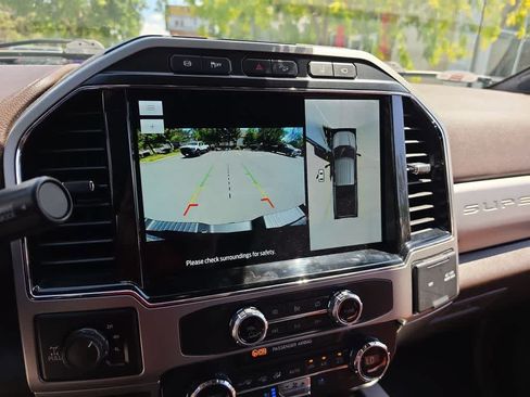 Used 2022 Ford F250 King Ranch w/ King Ranch Ultimate Package AWD/4WD image 17