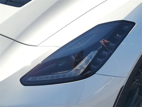 Used 2019 Chevrolet Corvette Stingray Coupe image 27