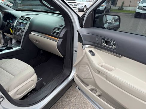 Used 2015 Ford Explorer 4WD image 15