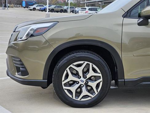 Certified 2024 Subaru Forester Premium image 6