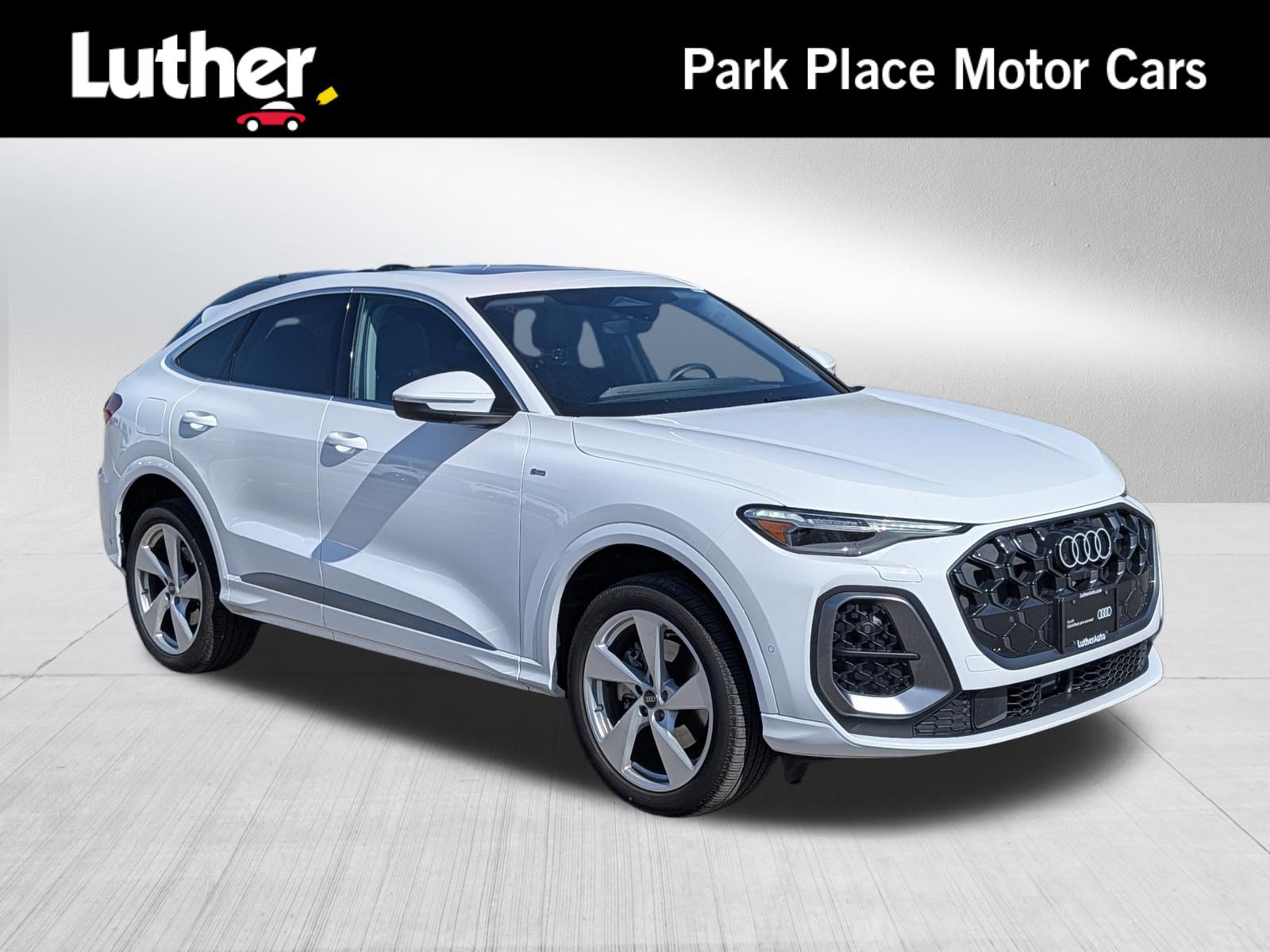 Certified 2025 Audi Q5 Premium Plus AWD/4WD image 1