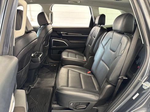 Used 2024 Kia Telluride S FWD image 36