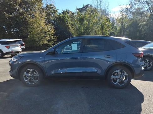 New 2026 Ford Escape ST-Line w/ Cold Weather Package image 3