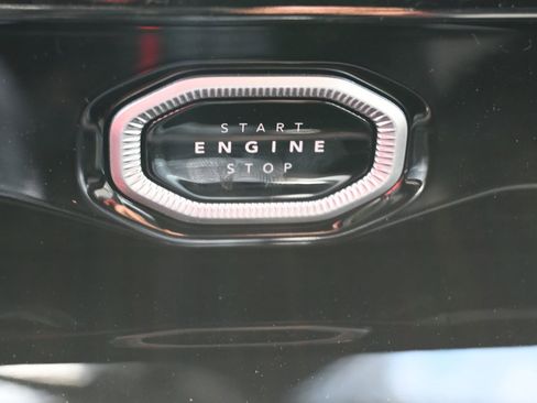 New 2026 Jeep Grand Cherokee Limited image 15