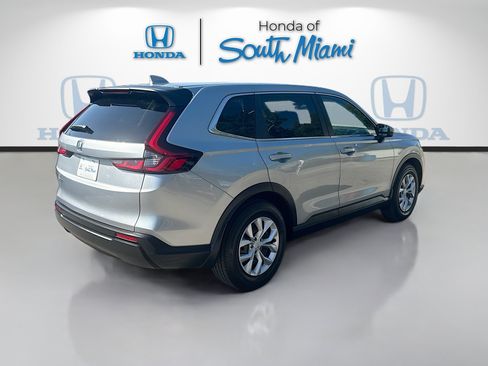 Used 2025 Honda CR-V LX image 7