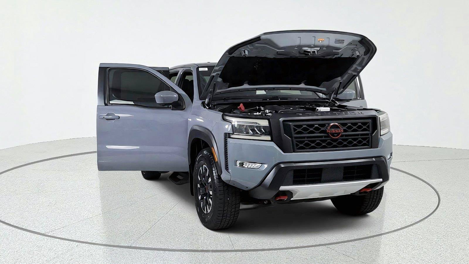Used 2023 Nissan Frontier PRO-4X w/ Pro Convenience Package AWD/4WD image 9
