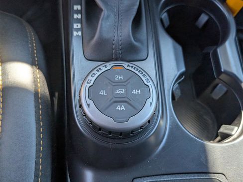 Used 2024 Ford Bronco Badlands image 26