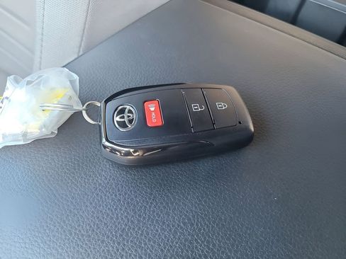 New 2025 Toyota Tacoma TRD Off-Road image 32