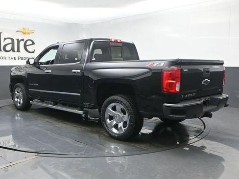 Used 2018 Chevrolet Silverado 1500 LTZ Z71 w/ LTZ Plus Package AWD/4WD image 34