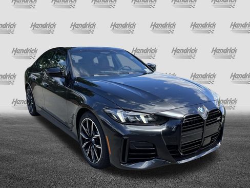 New 2026 BMW M440i w/ Premium Package RWD image 2