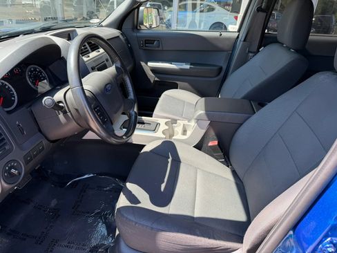 Used 2012 Ford Escape XLT FWD image 10