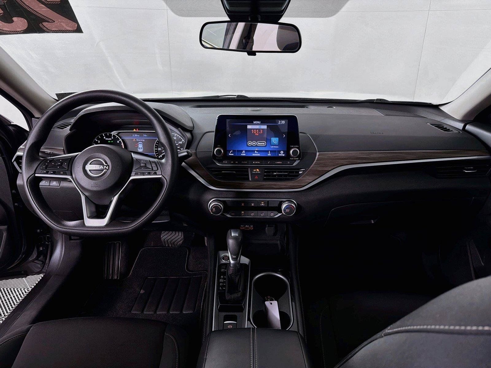 Used 2023 Nissan Altima 2.5 SV AWD/4WD image 26