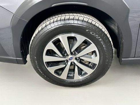 Used 2024 Subaru Outback Premium image 31