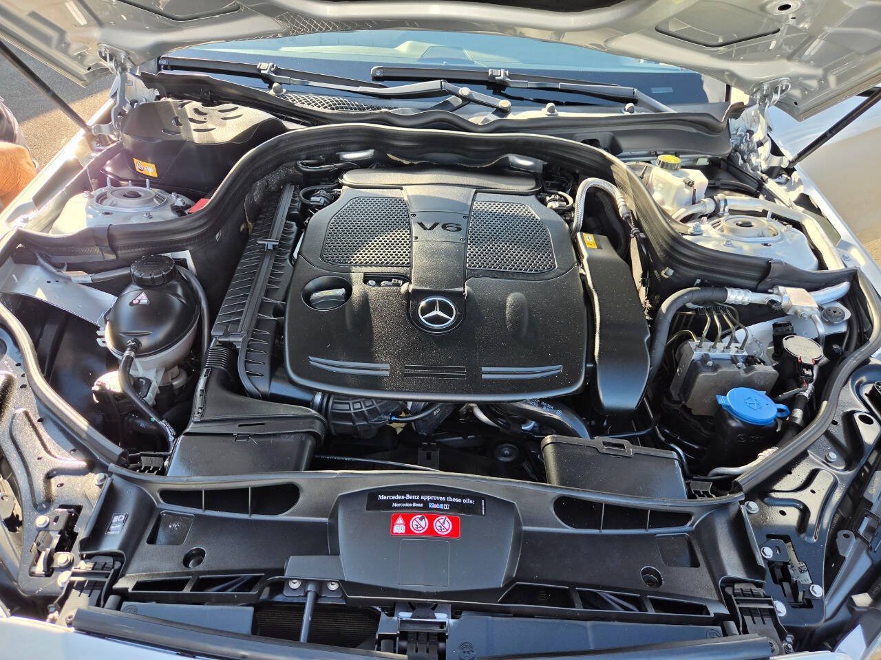 Used 2014 Mercedes-Benz E 350 4MATIC Wagon w/ Premium 1 Package image 17