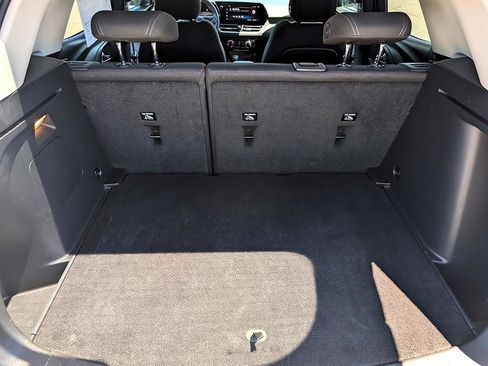 Used 2025 Chevrolet TrailBlazer LT AWD/4WD image 14