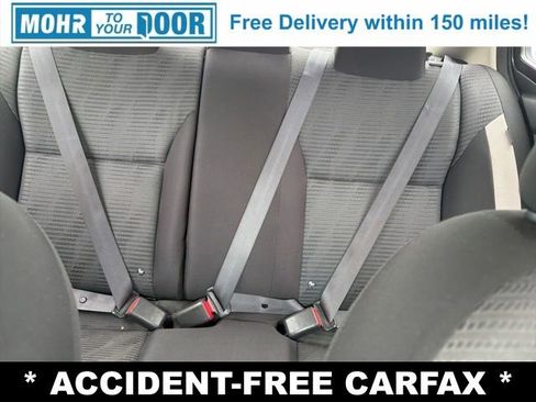 Used 2021 Nissan Versa SV FWD image 26