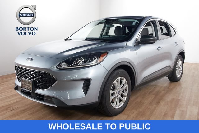Used 2022 Ford Escape SE w/ Convenience Package FWD image 1