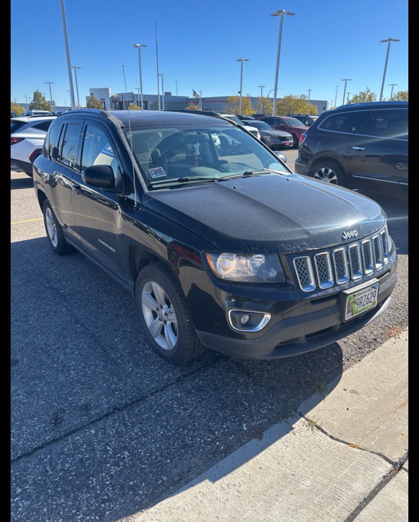 Used 2015 Jeep Compass High Altitude AWD/4WD image 17