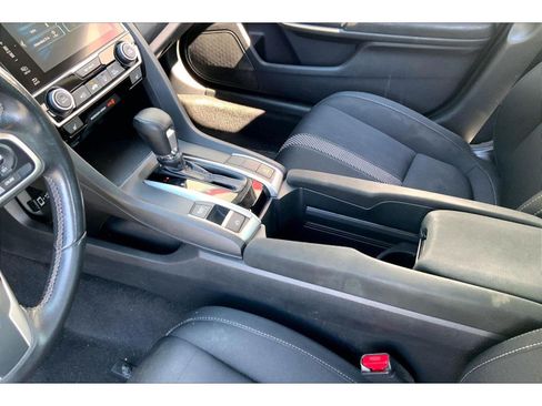 Used 2018 Honda Civic EX-T image 15