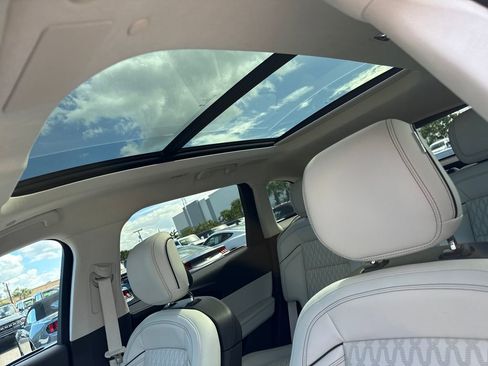 Used 2024 Lincoln Nautilus Black Label image 8