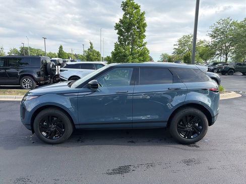 Used 2025 Land Rover Range Rover Evoque S AWD/4WD image 2