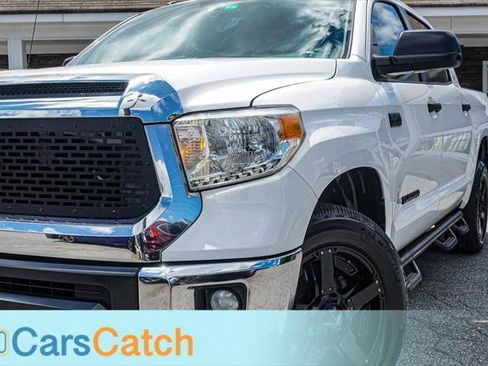 Used 2017 Toyota Tundra SR5 w/ SR5 Upgrade Package AWD/4WD image 5