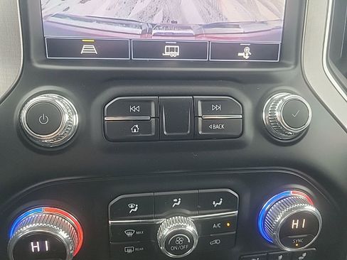 Certified 2022 GMC Sierra 1500 SLT w/ SLT Premium Plus Package image 16