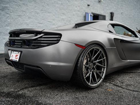 Used 2013 McLaren MP4-12C Spider image 15