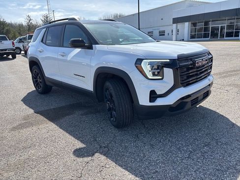 Used 2026 GMC Terrain Elevation w/ Elevation Premium Package AWD/4WD image 9