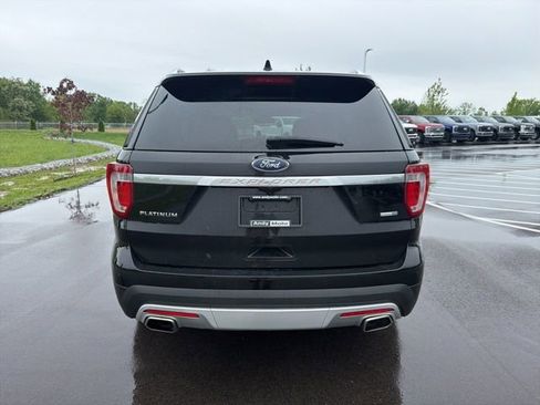 Used 2016 Ford Explorer Platinum AWD/4WD image 8