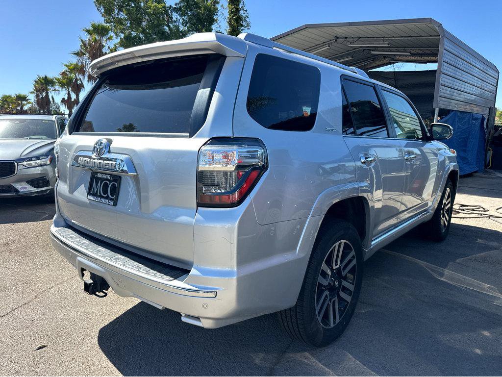 Used 2018 Toyota 4Runner Limited AWD/4WD image 6