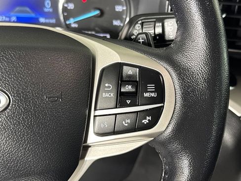 Used 2020 Ford Explorer XLT w/ Equipment Group 202A AWD/4WD image 12