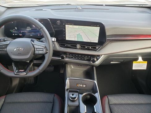New 2026 Chevrolet Equinox RS w/ Convenience Package III AWD/4WD image 10