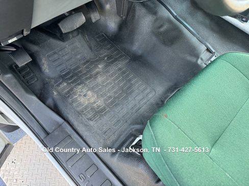 Used 2012 Ford F550 2WD Regular Cab Super Duty w/ Payload Upgrade Pkg image 24