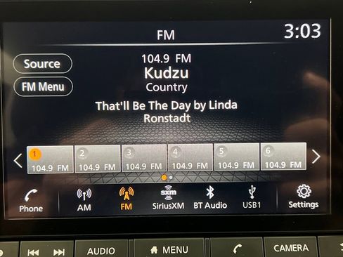 Used 2025 Nissan Rogue SV image 50