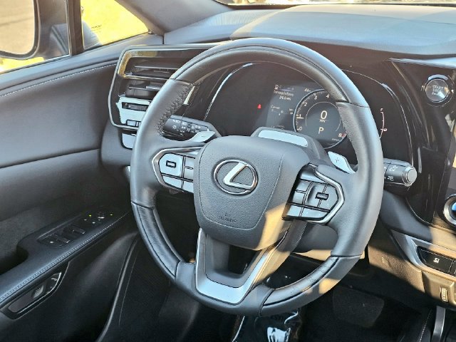Used 2024 Lexus RX 350 Premium w/ Convenience Package AWD/4WD image 31