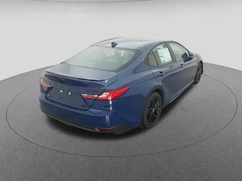 New 2026 Toyota Camry SE image 8