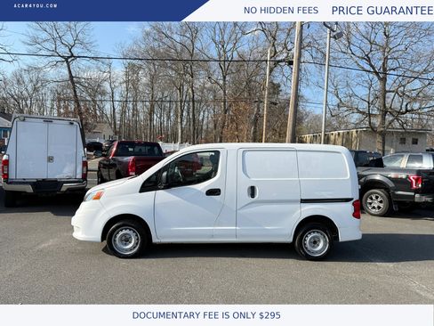Used 2018 Nissan NV200 S FWD image 3