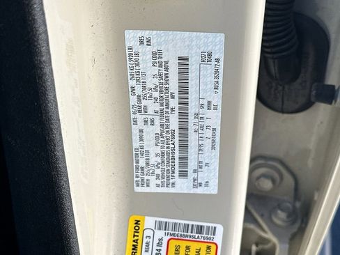 Used 2025 Ford Bronco Outer Banks image 32